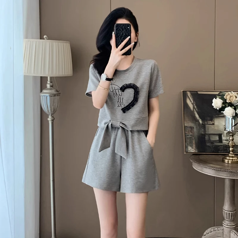 欧货时尚运动套装女夏季2025新款宽松休闲减龄炸街短袖短裤两件套