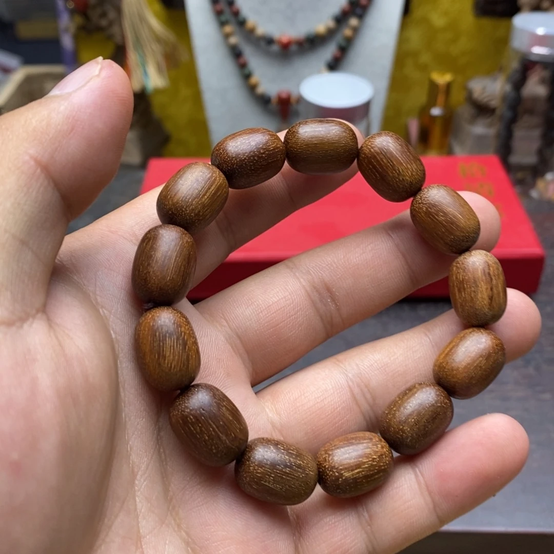 大叶紫檀（黑酸枝木类）