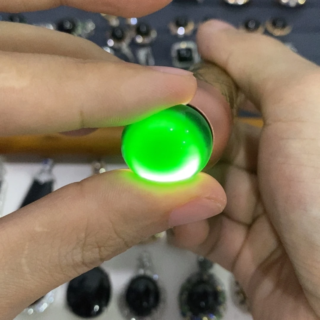 裸石翡翠缅甸翡翠珠宝