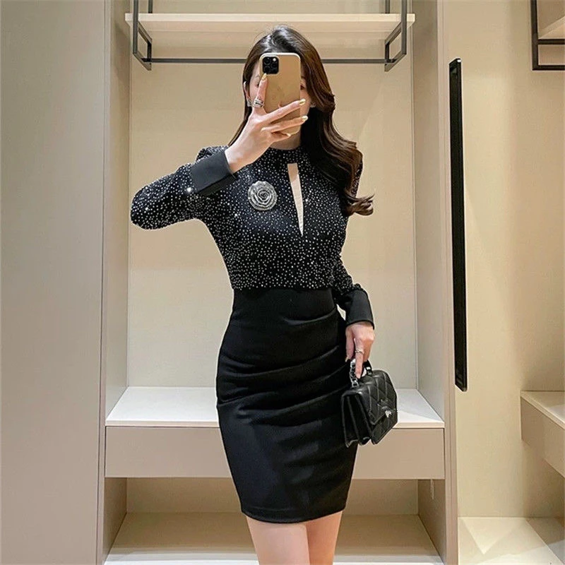 2024新中式春秋拼接新款显瘦时尚高级女装春季连衣裙盘扣气质发完