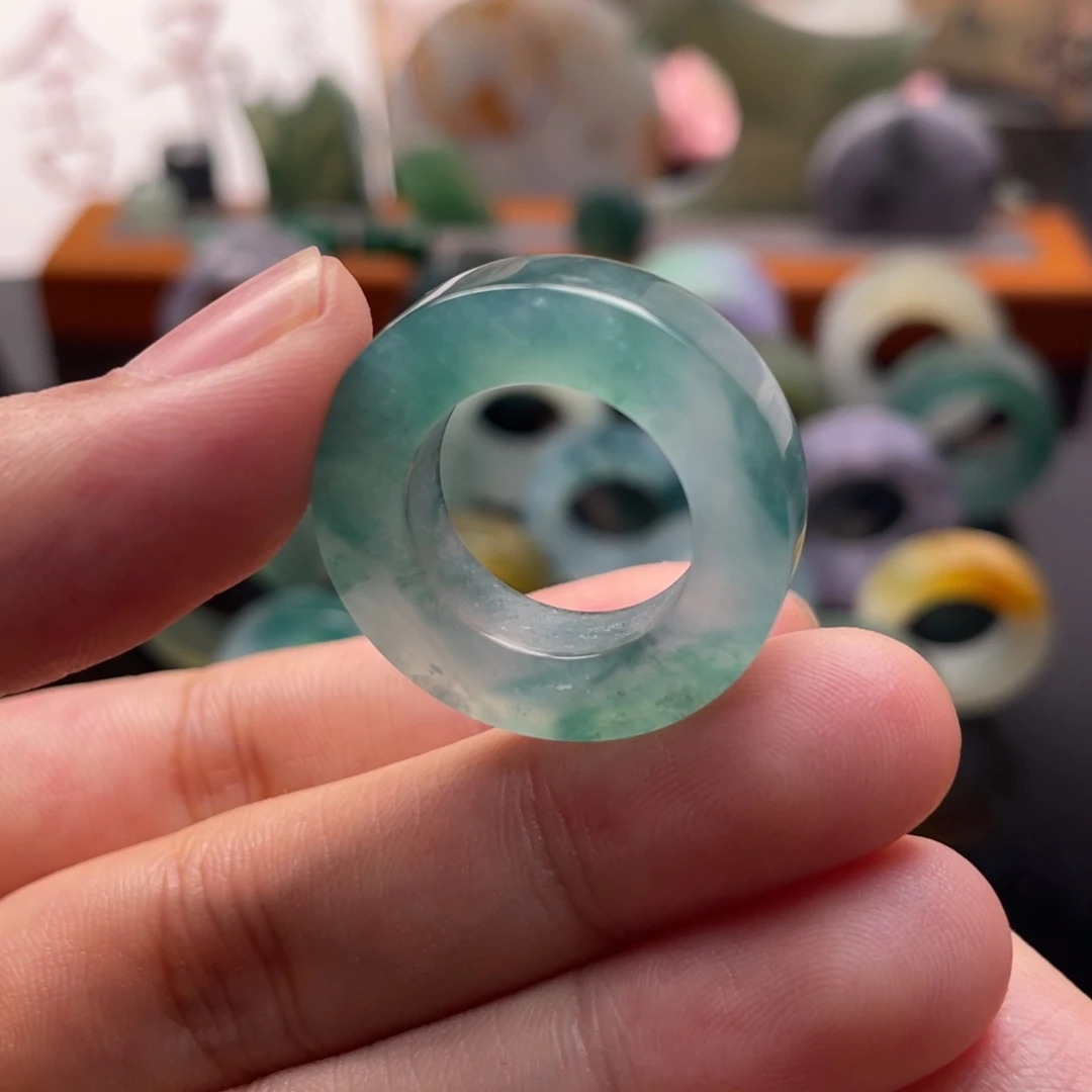 定制翡翠未镶嵌  极光绿