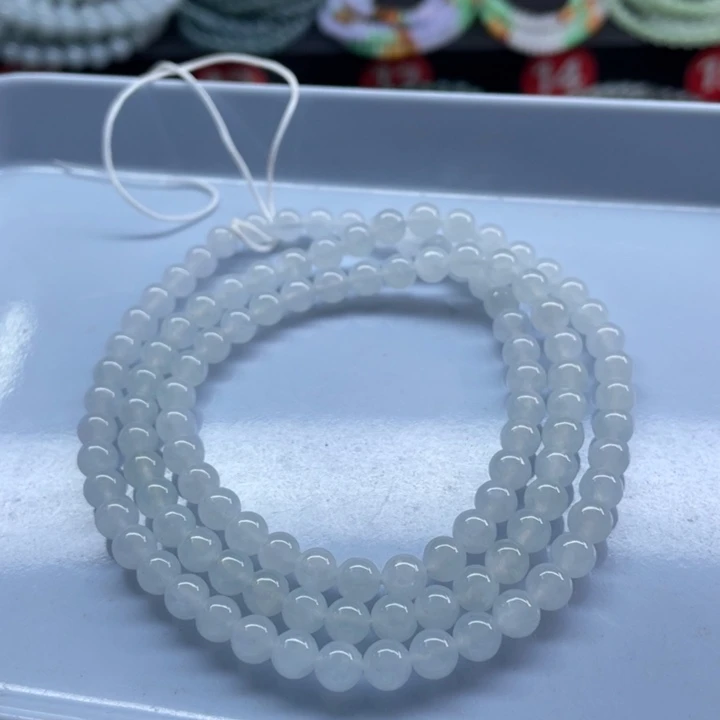 翡翠手链未镶嵌小**?卡5.8