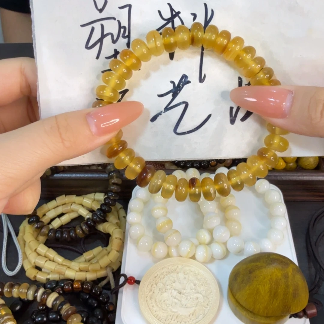 塑料创意饰品工艺品sc