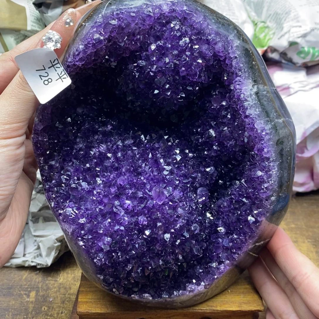 紫晶乌拉圭未镶嵌