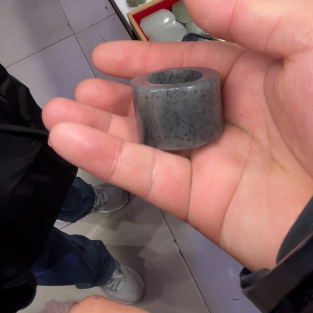 和田玉颈饰未镶嵌辛*