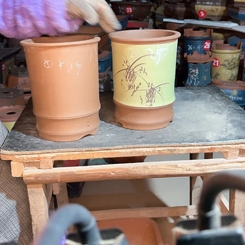 紫砂花盆竹节盆两个