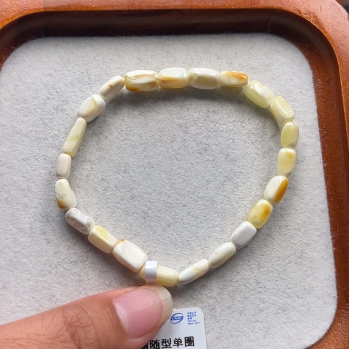 琥珀未镶嵌珠宝奇石M17号