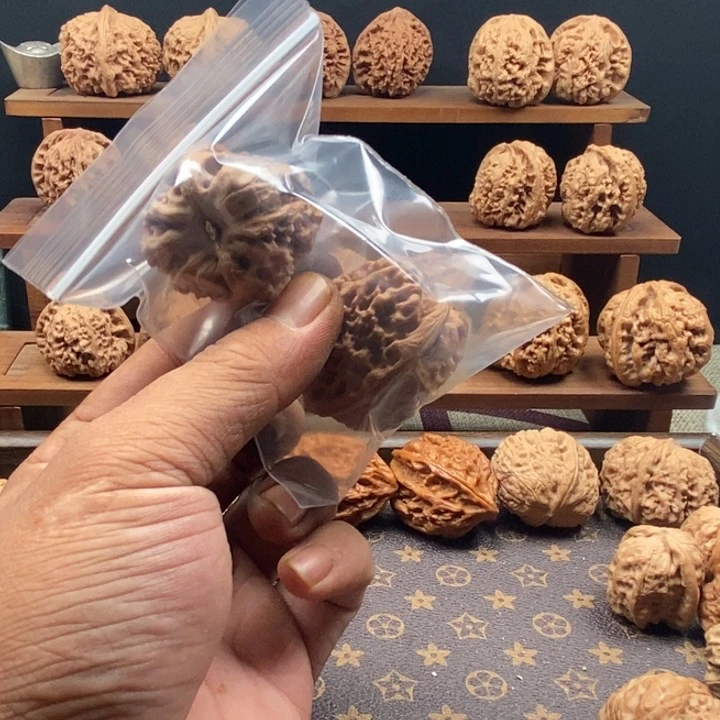 咪***西全品38尺寸野生虎头