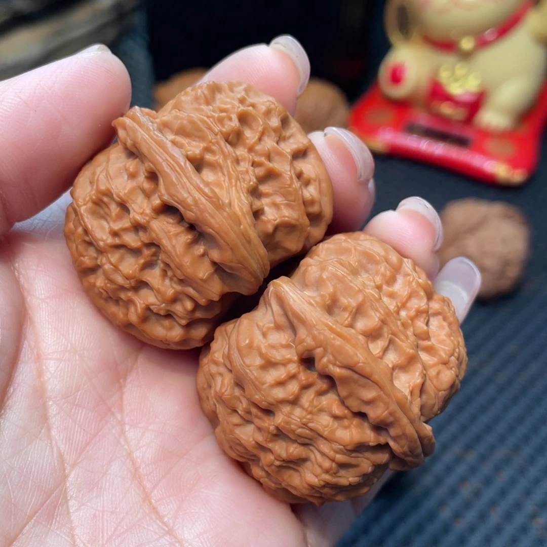 文玩核桃把件白狮子4.1全品