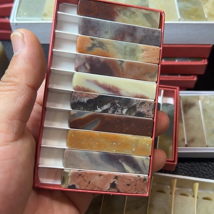 灬***灬印石伊犁石1.0*5.0素章