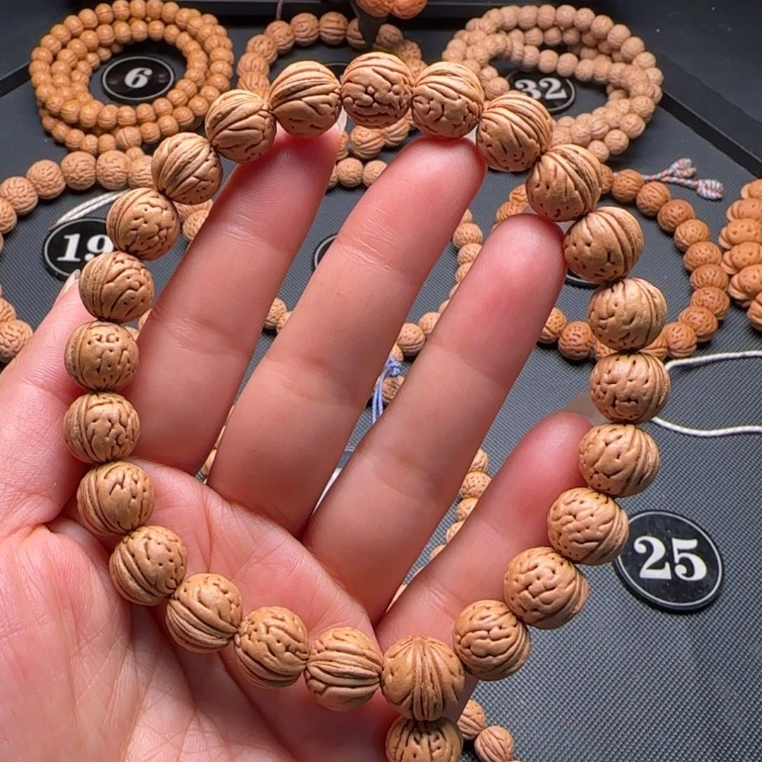 桃核手串地道凤麟片桃核手持