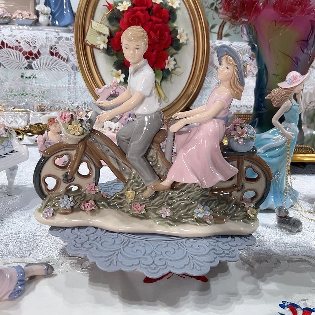 陶瓷0268福利双人情侣摆件