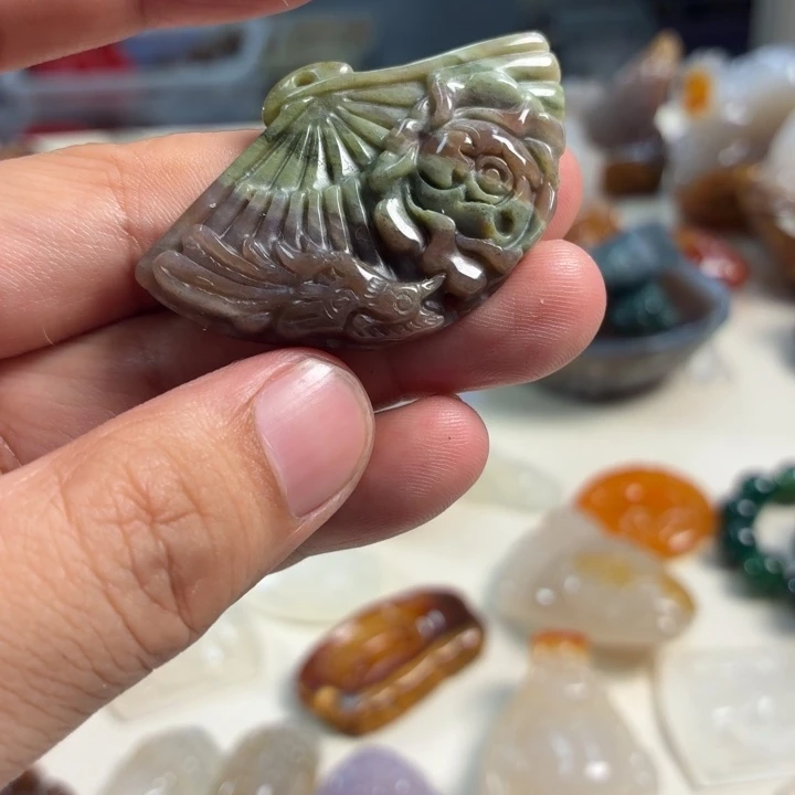 未镶嵌颈饰玛瑙/玉髓