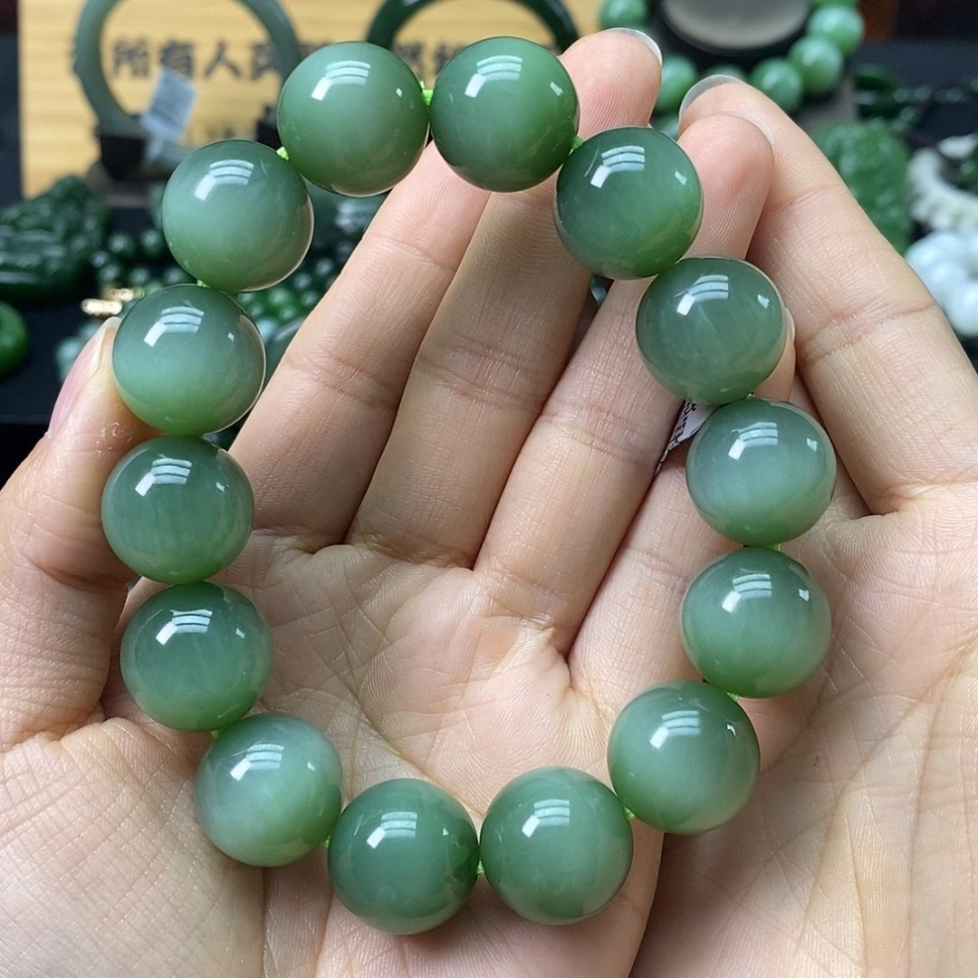 和田玉未镶嵌珠宝奇石