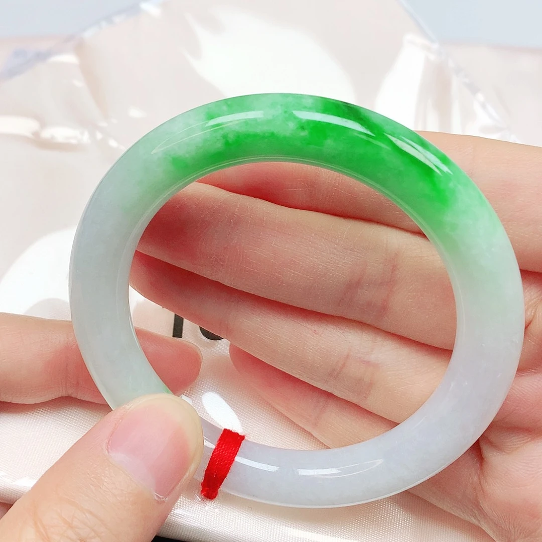 翡翠未镶嵌手镯抖音169