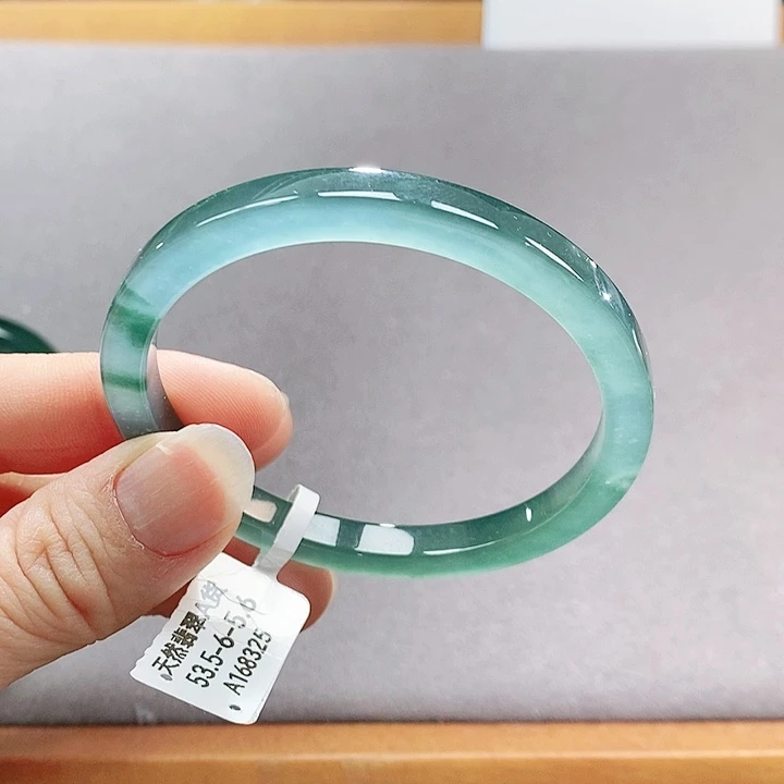 【闪购商品】翡翠手镯（圆镯）未镶嵌