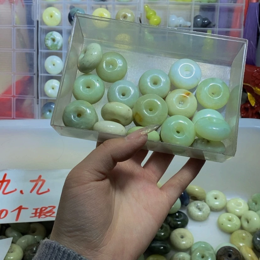 【闪购商品】蛇纹石玉其他未镶嵌36
