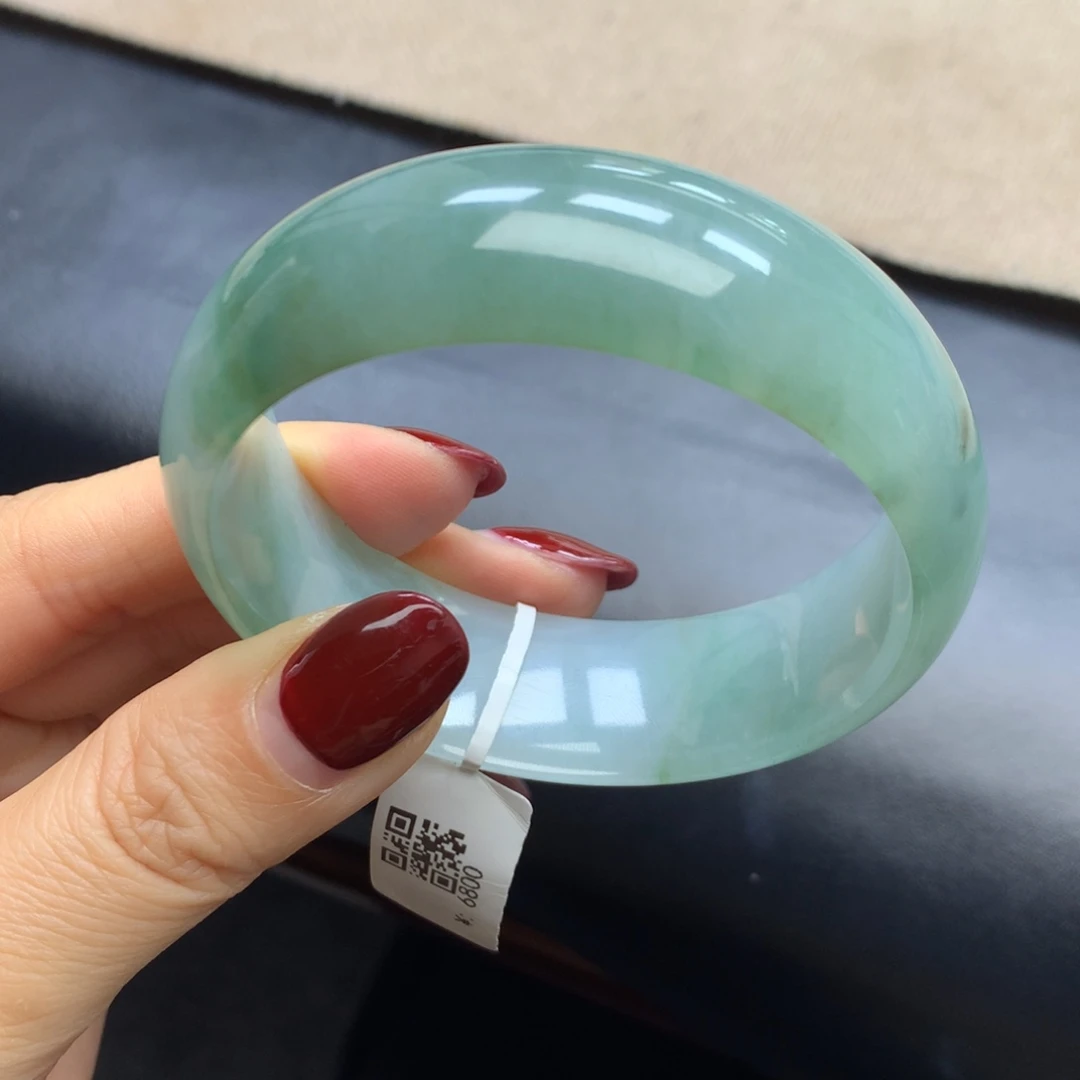翡翠未镶嵌手镯轮胎