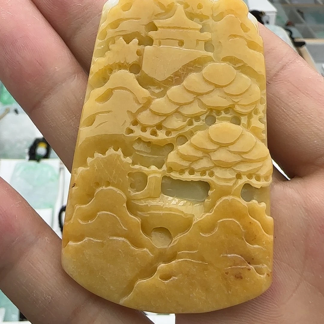 翡翠未镶嵌颈饰翡翠