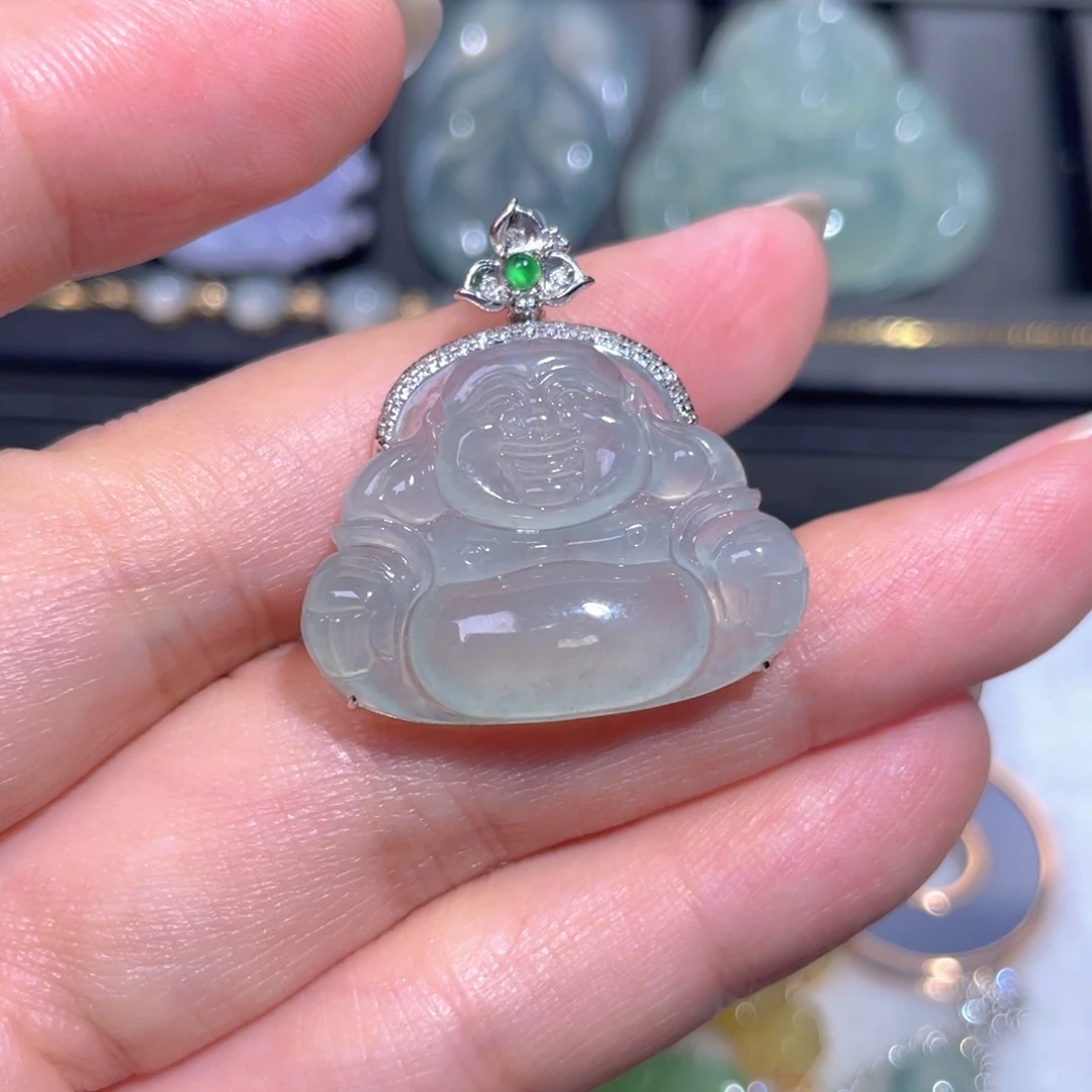 颈饰18K金镶嵌翡翠翡翠