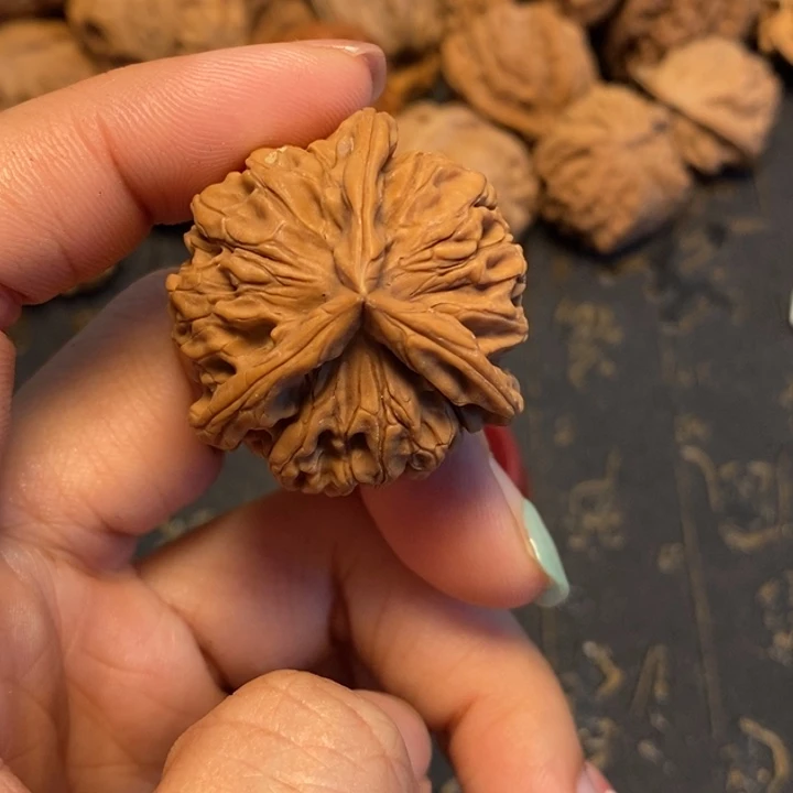 文玩核桃吊坠杭***包文玩核桃异形单只