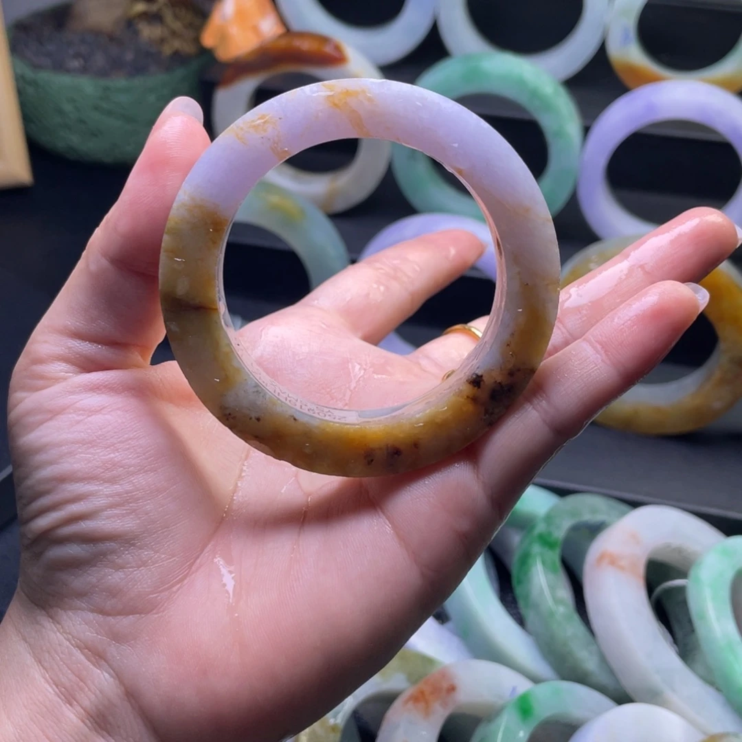 未镶嵌翡翠手镯定制翡翠