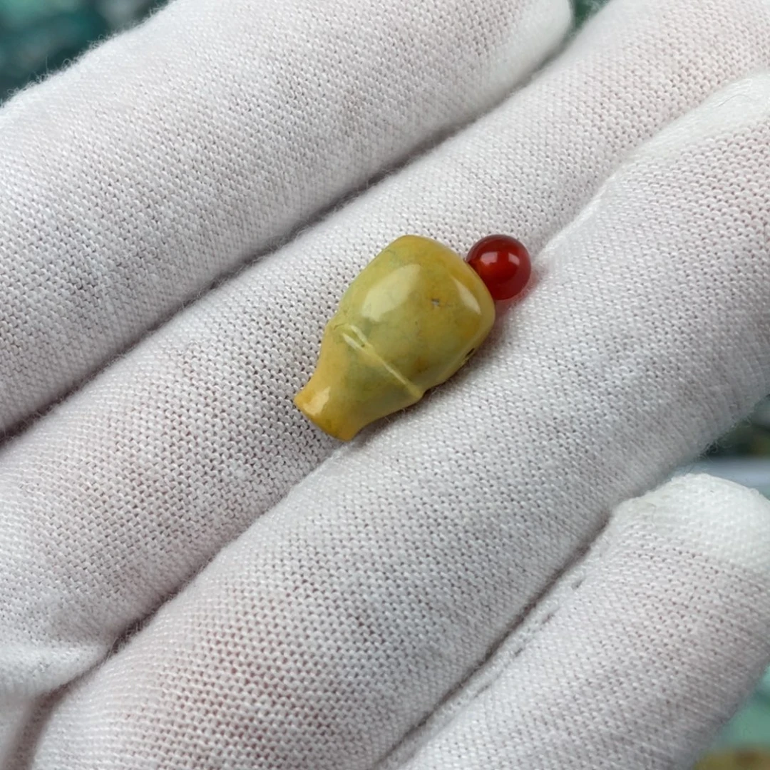 南红玛瑙未镶嵌配饰