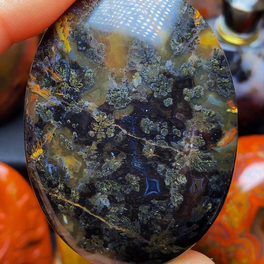 未镶嵌颈饰玛瑙/玉髓12