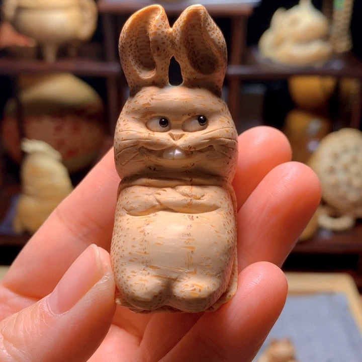 竹留*白竹根雕精工小兔子手把件