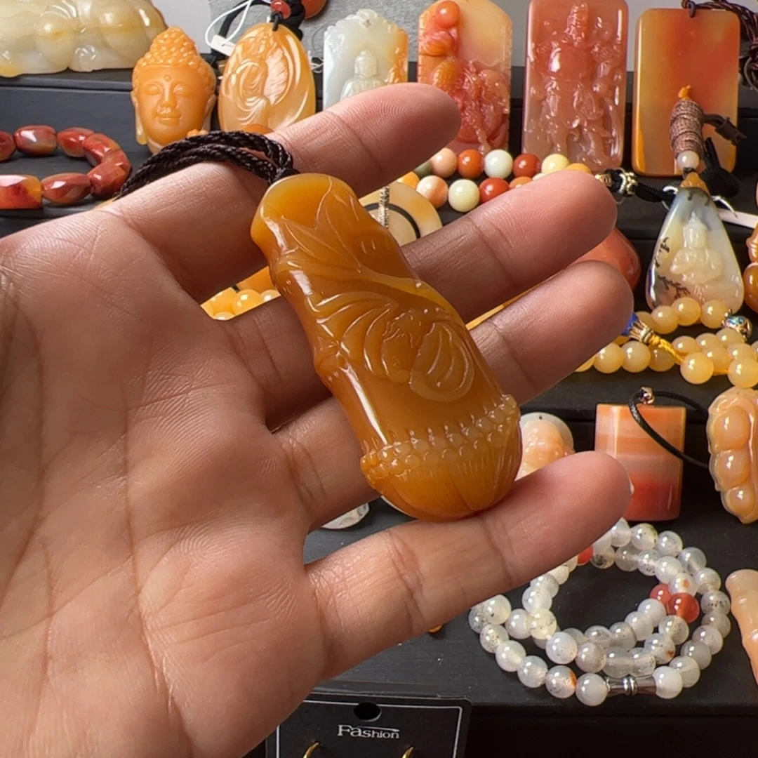 洪***哥石英质玉（黄龙玉）银S925镀金镶嵌吊坠(不含链)