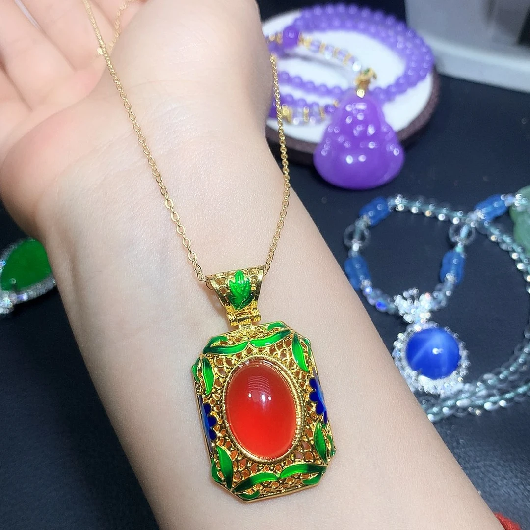 铜合金红色蛋面吊坠