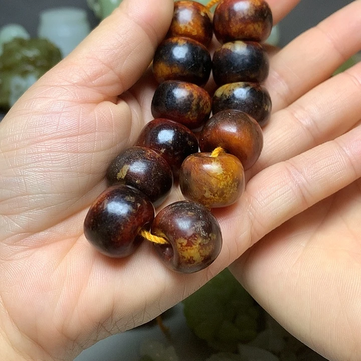 阳***后未镶嵌和田玉（糖玉）挂件