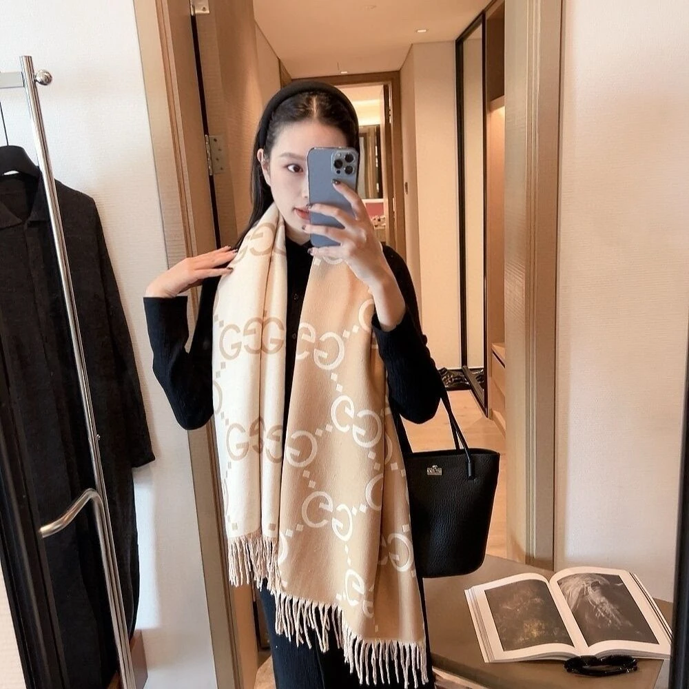 法式纯色格子女外搭百搭保暖围巾极简风厚款双面高档