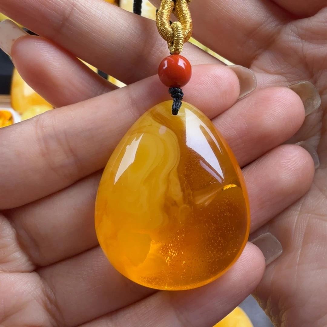 琥珀未镶嵌颈饰纯天然琥珀蜜蜡无优化