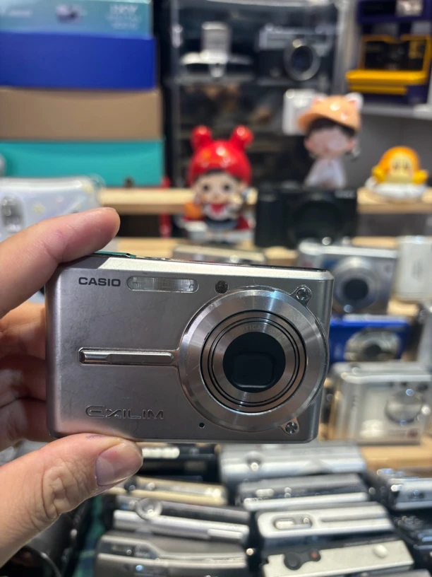95新 Casio/卡西欧 s600 3倍光学变焦 600w像素 人像冷白