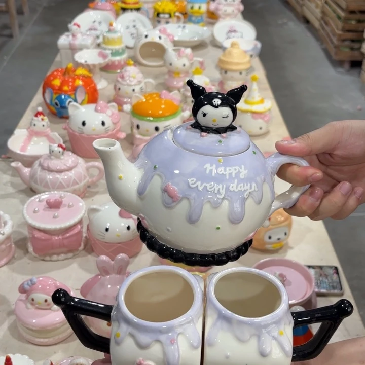 瓷片我在外面吃饭了哈哈哈哈