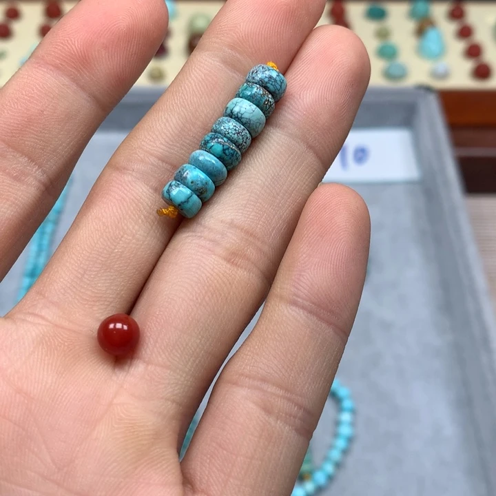 南红玛瑙配饰未镶嵌