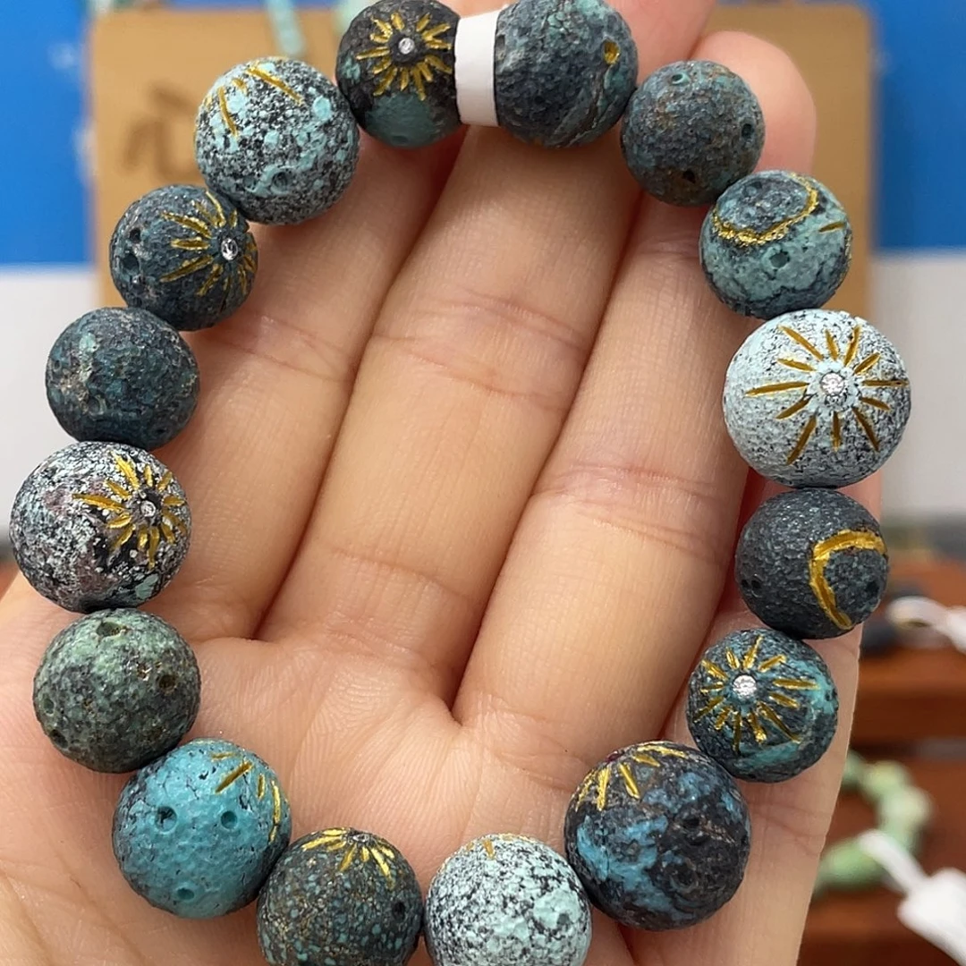 绿松石未镶嵌珠宝奇石