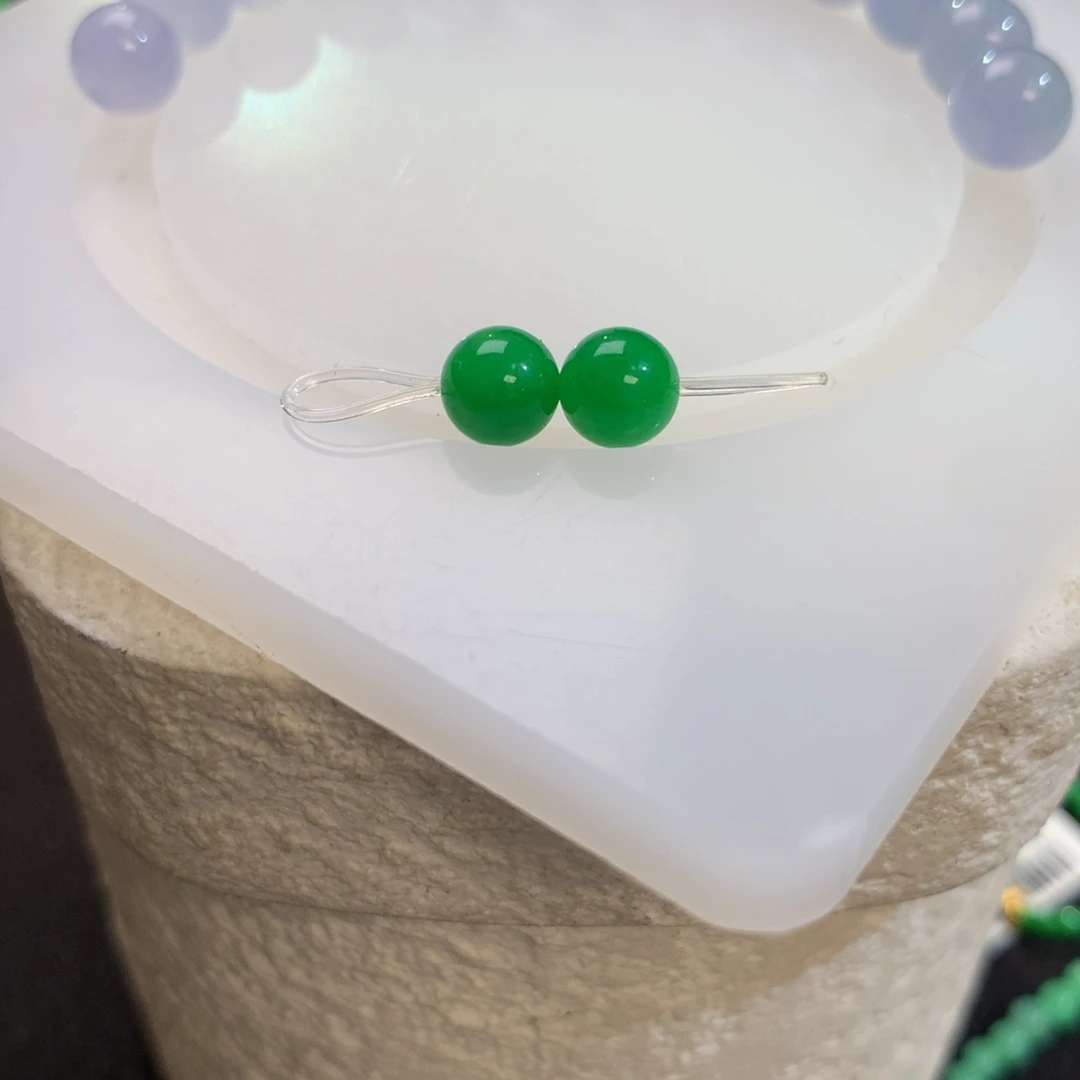 翡翠散珠正阳绿一对6mm