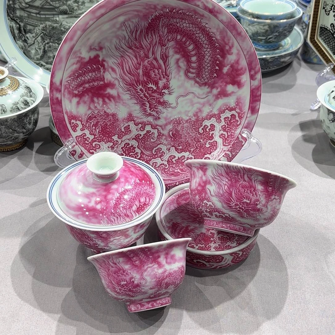 瓷片景德镇瓷器等十大文物珍品中
