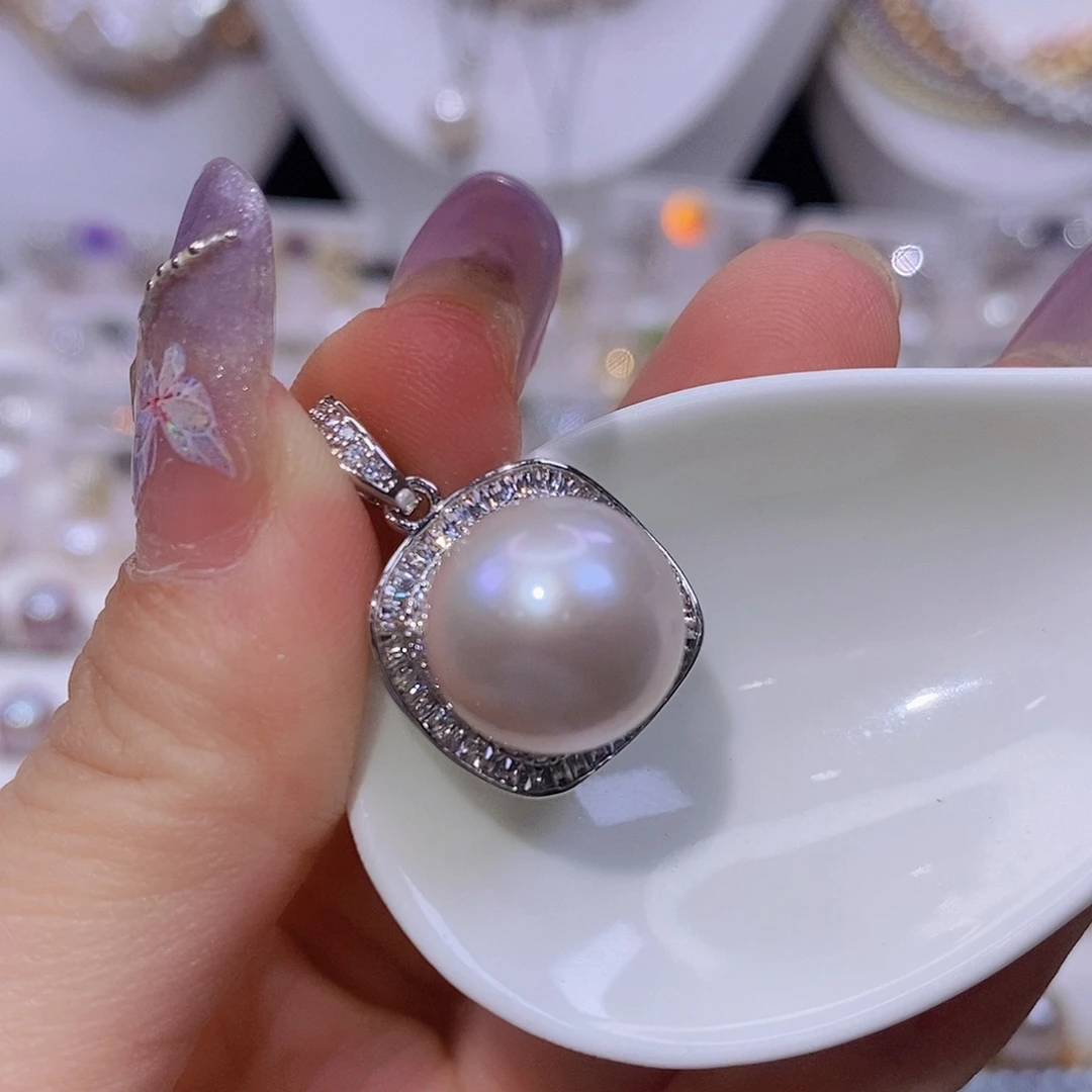 淡水珍珠合金颈饰