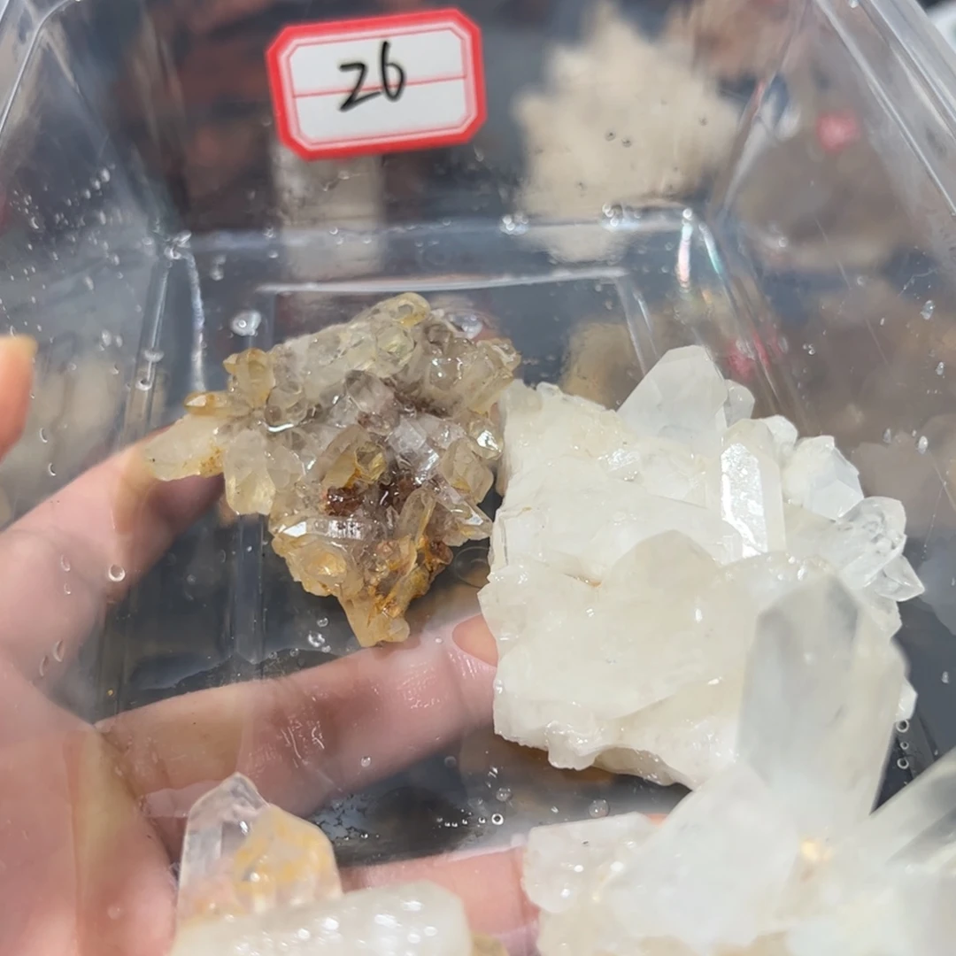 陈***、水晶珠宝半成品未镶嵌