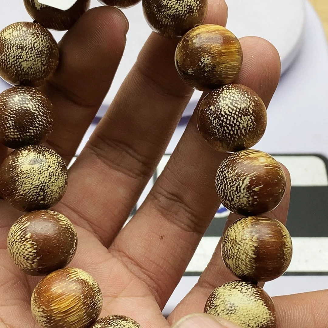 沉香碎屑沉香白棋楠