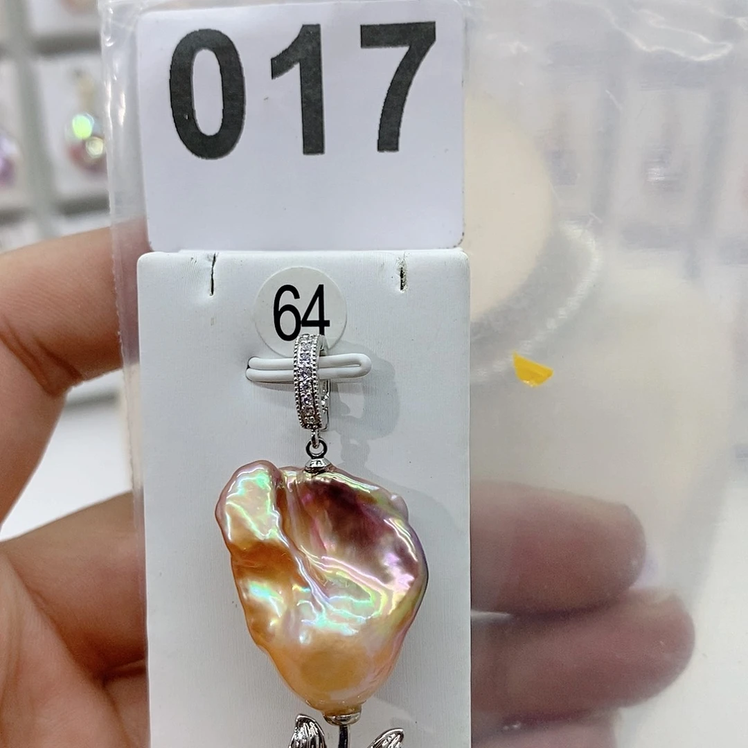 淡水珍珠颈饰合金