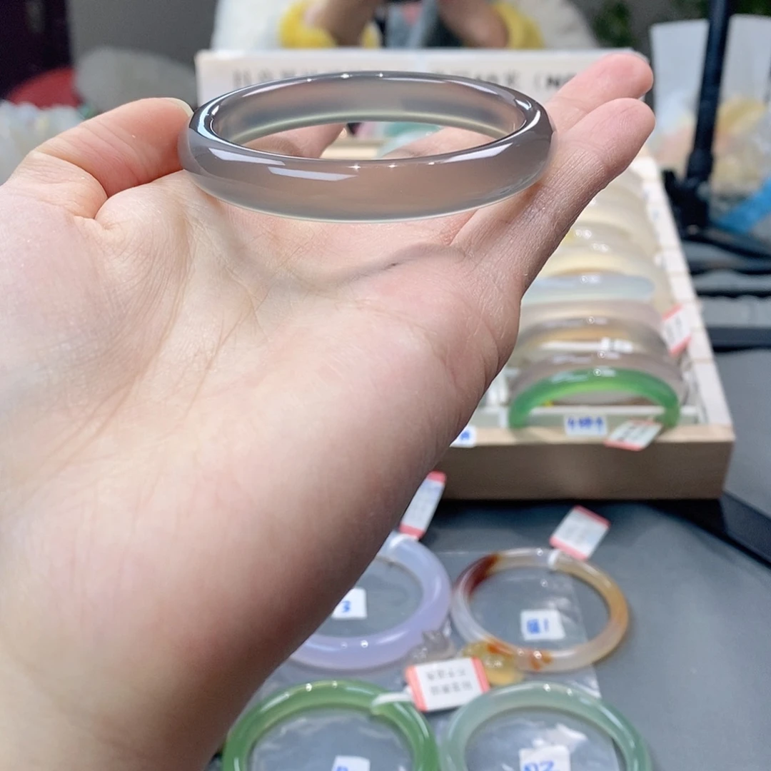 玛瑙/玉髓手镯未镶嵌诺***ღ