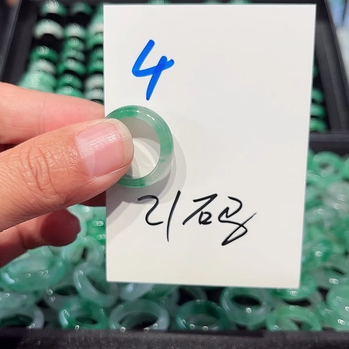 石英质玉未镶嵌戒圈