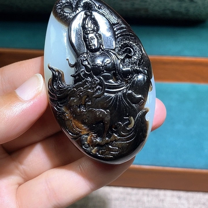 东***叶颈饰未镶嵌和田玉