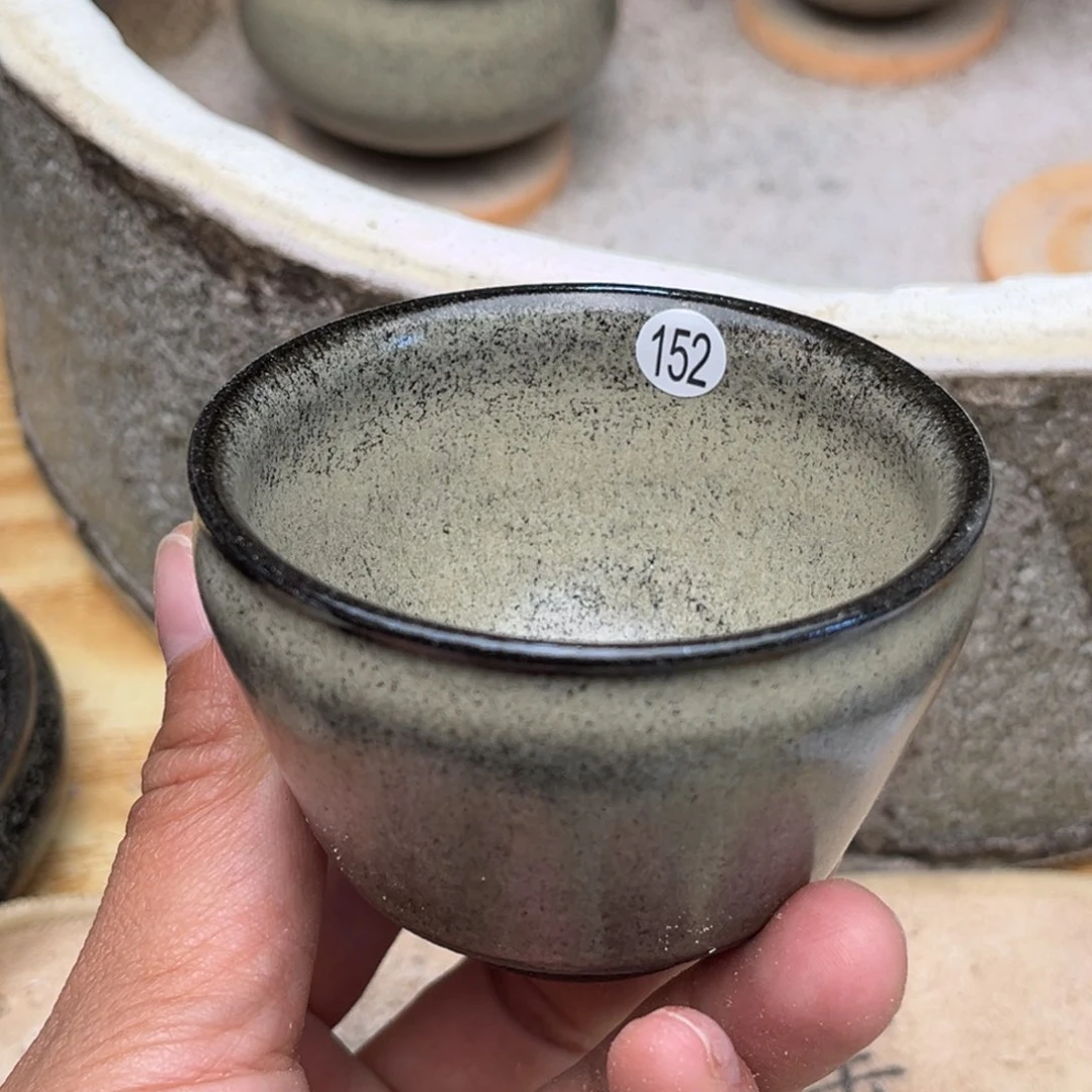 茶盏义兴龙窑坚持真柴烧