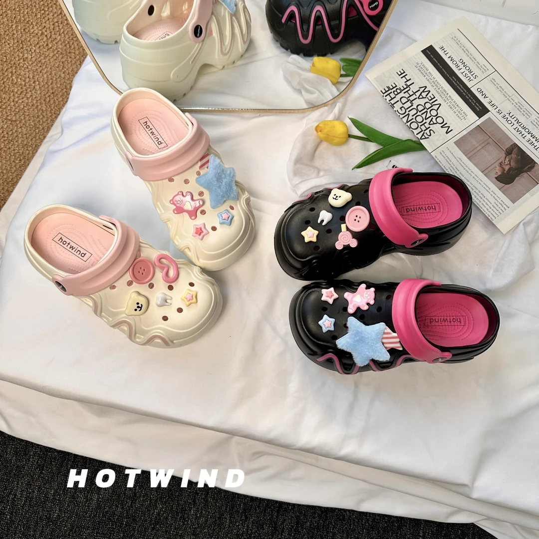 Hotwind/热风厚底云朵洞洞鞋女夏季厚底凉鞋沙滩鞋洞洞鞋
