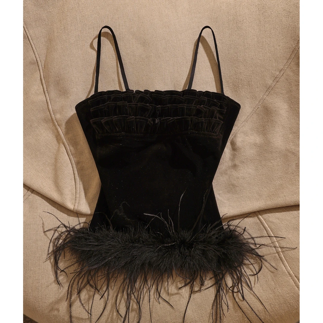 黑色羽毛装饰吊带背心女修身显瘦气质百搭外穿纯色设计感潮流上衣